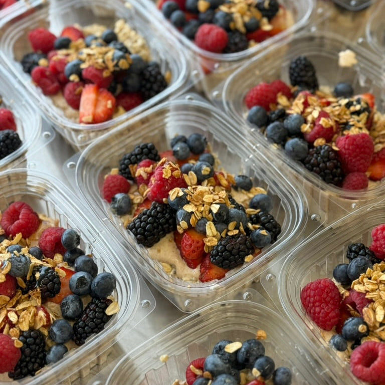 Summer Berry Bowl Overnight Oats